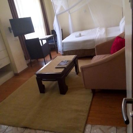 Eddy Suites, Emeli Hotel Nairobi Dış mekan fotoğraf