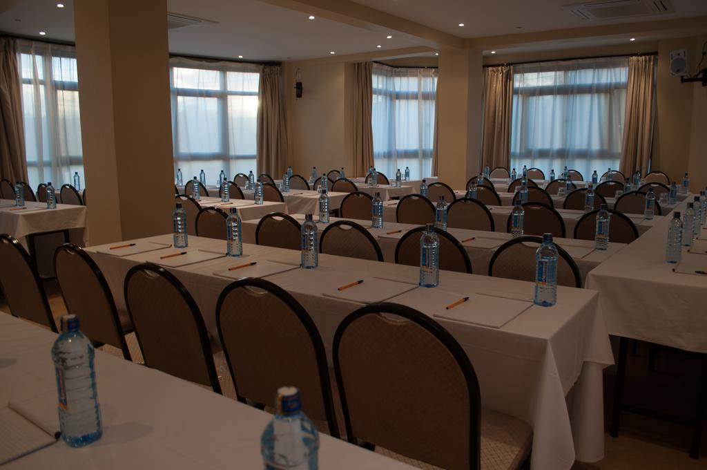 Eddy Suites, Emeli Hotel Nairobi Dış mekan fotoğraf